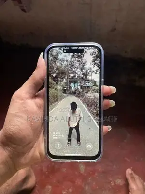 Apple iPhone 15 (Used)