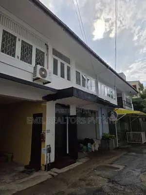 3 Bedroom House for Rent – Gregory’s Road, Colombo 07 (Ref: EM022SR)
