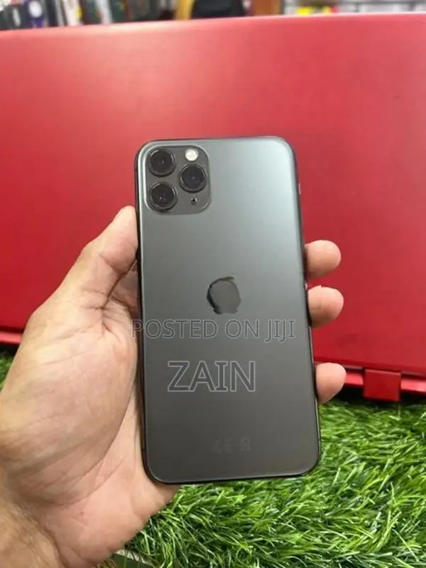 Apple iPhone 11 Pro (Used)