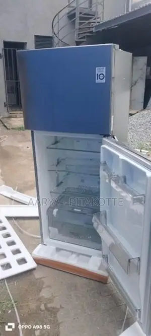 LG Refrigerator - 238L Capacity ( Inverter)