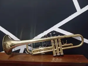 Yamaha YTR-3335 Gold Trumpet