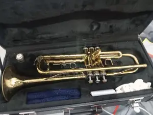 Yamaha YTR-3335 Gold Trumpet