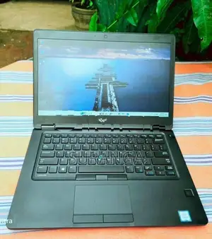 Laptop Dell Latitude 5480|i5 6th Gen|DDR4 / 8GB RAM