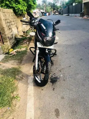 Bajaj Pulsar 180 2009