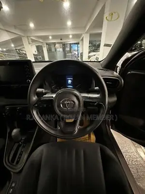 Toyota Yaris X Safety 2023