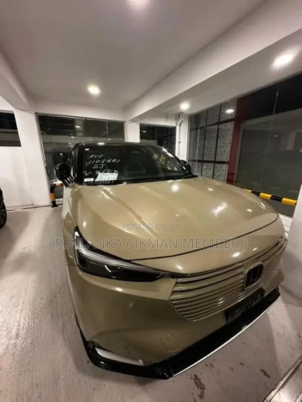 Honda Vezel Z PLAY MOONROOF 2023