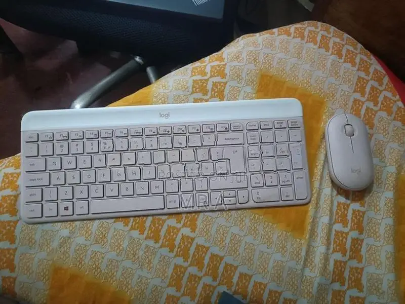 Logitech MK470 Slim Wireless Keyboard & Mouse Combo
