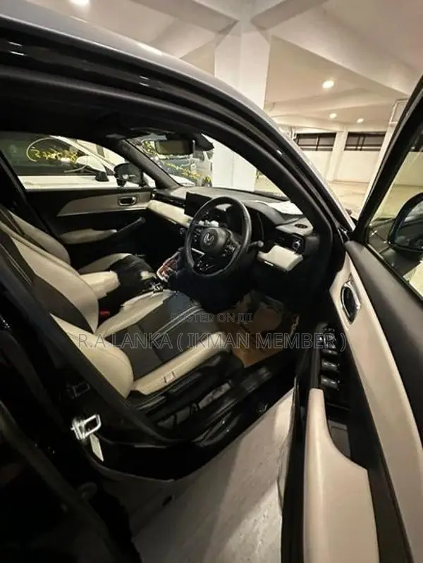 Honda Vezel Z PLAY MOONROOF 2023