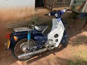 Honda Super Club 2000