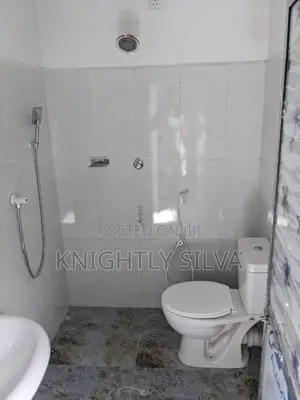 Upstairs House for Rent in Waligampitiya Ja Ela