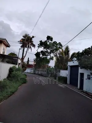 Super Land for Sale in Maharagama Facing to Mahamegawattha Road