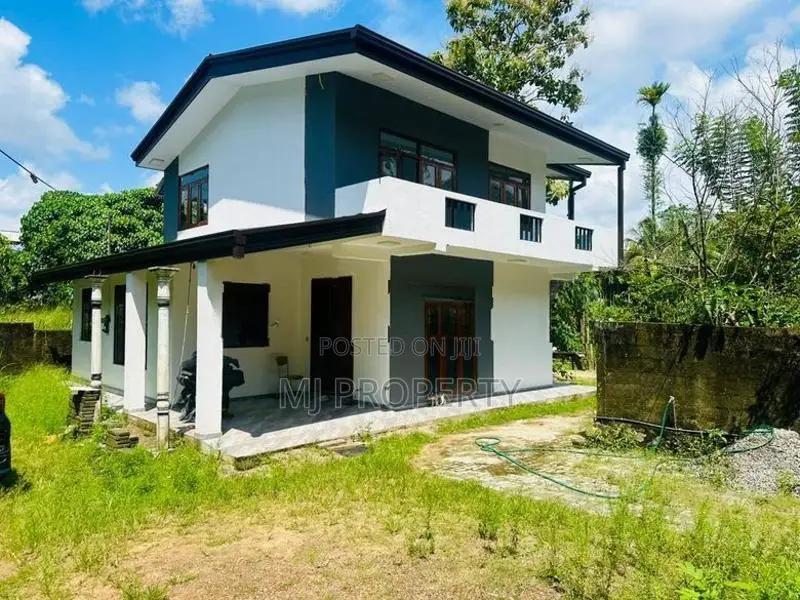 ( DS-1016)Valuable Two Storey House Sale in Athurugiriya