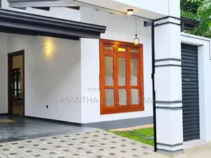 10 perch paddy field facing Brand New Single Story House for sale