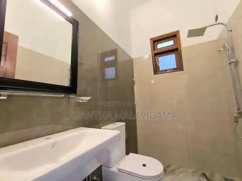 10 perch paddy field facing Brand New Single Story House for sale