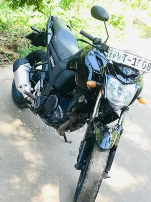 Yamaha FZS V1 2011