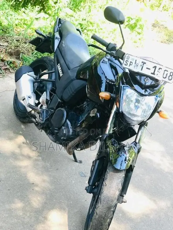 Yamaha FZS V1 2011