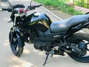 Yamaha FZS V1 2011