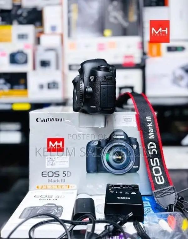 Canon EOS 5D Mark lll Full Frame Camera Body