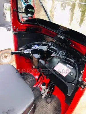 Bajaj RE 2020