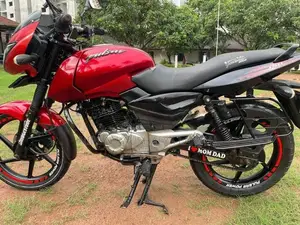 Bajaj Pulsar 150 2011