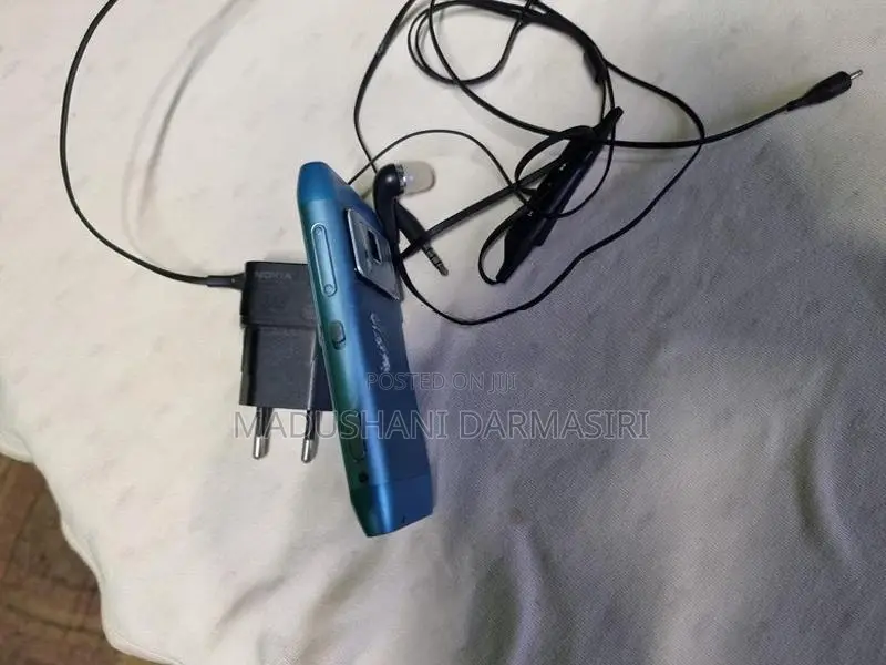 Nokia N8 (Used)