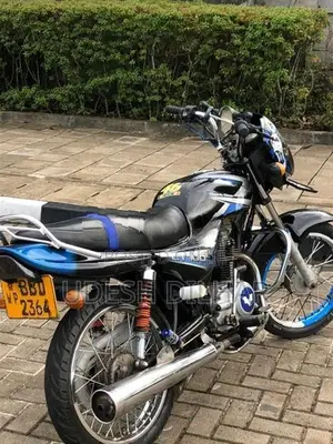 Bajaj CT100 2014