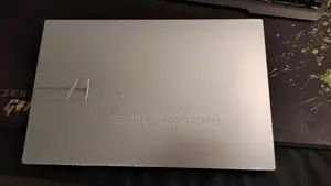 ASUS Vivobook 15