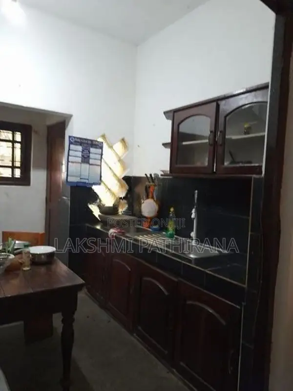 4BR House for Sale In Daulagala
