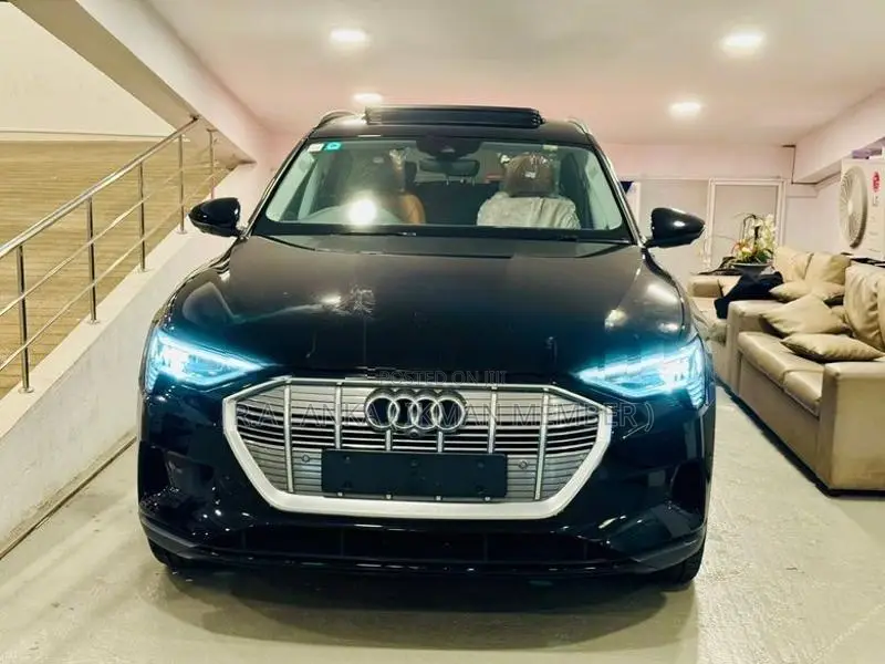 Audi e-tron 50 Q8 Quattro SUV BN 2024
