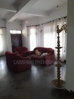 4BR House for Sale In Daulagala