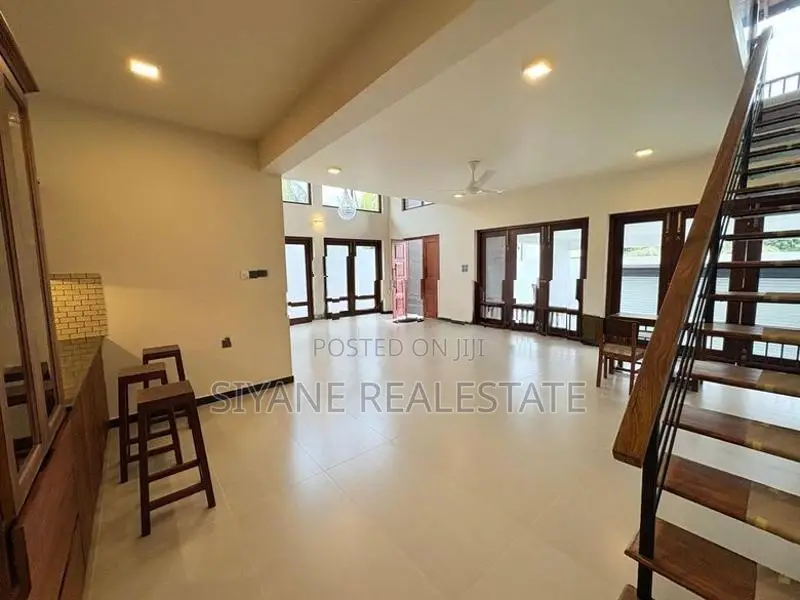 Luxury New House Sale in Koswatta Battaramulla
