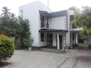 (RR332) Fully Furnished Two Storey House for Rent in Bandaragama
