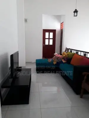 (RR332) Fully Furnished Two Storey House for Rent in Bandaragama