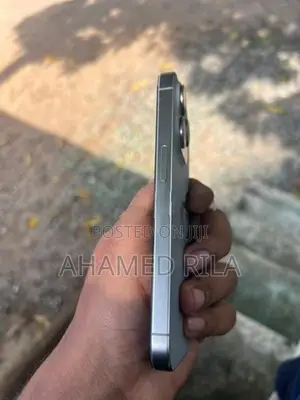 Apple iPhone 15 Pro (Used)
