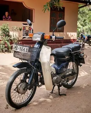 Honda Super Cub 2002