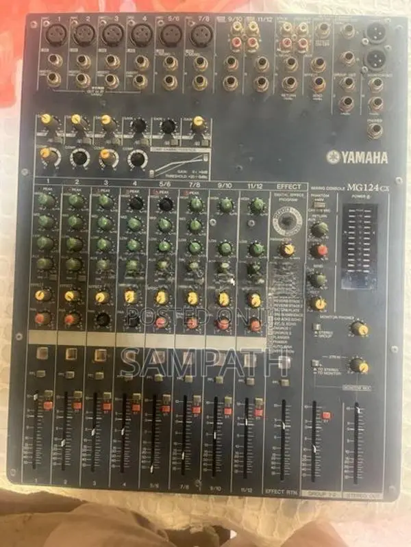 Yamaha MG 124cx