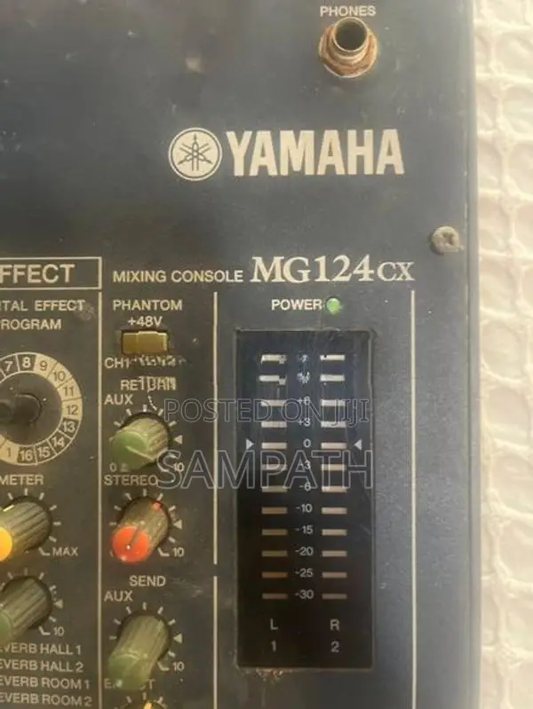 Yamaha MG 124cx