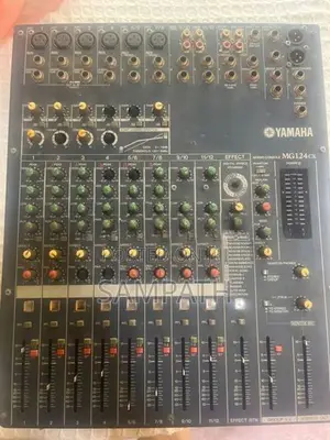 Yamaha MG 124cx