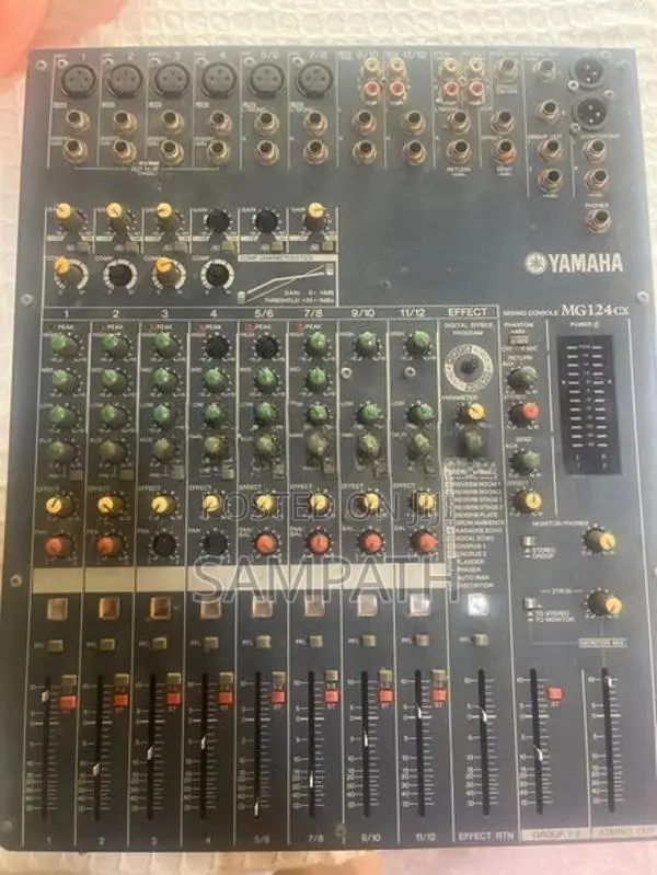 Yamaha MG 124cx