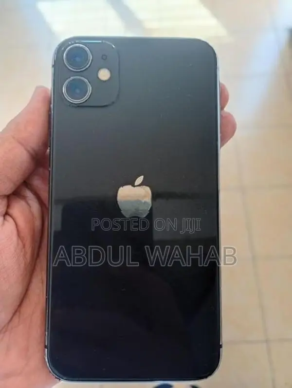 Apple iPhone 11 (Used)