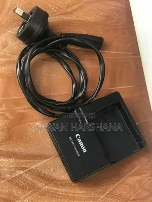 Canon EOS 600D Camera