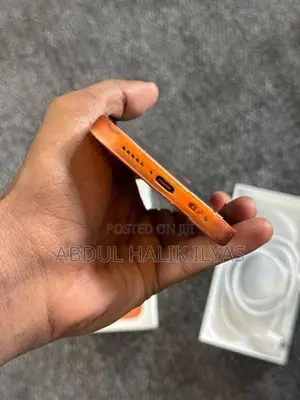 Apple iPhone 17 Pro 256GB Cosmic Orange (Used)