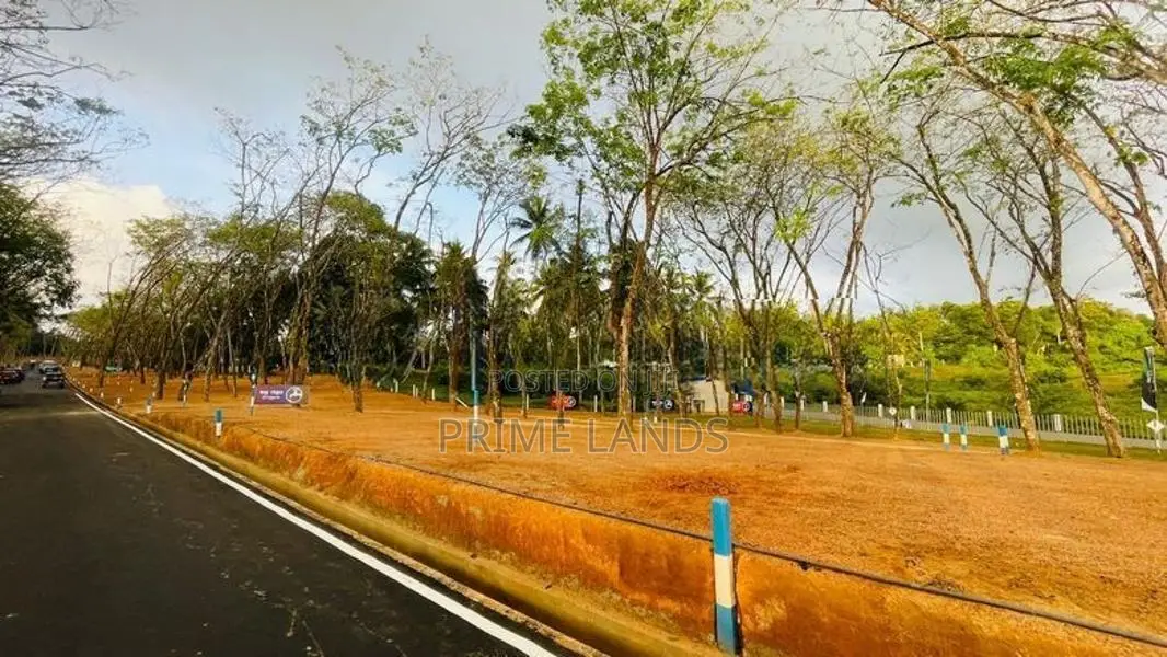Homagama Beruketiya Land for Sale