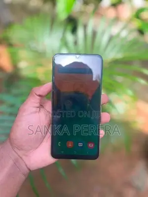 Samsung Galaxy A30 White (Used)