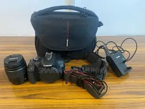 CANON EOS 2000D Full Set