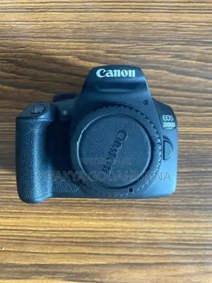 CANON EOS 2000D Full Set