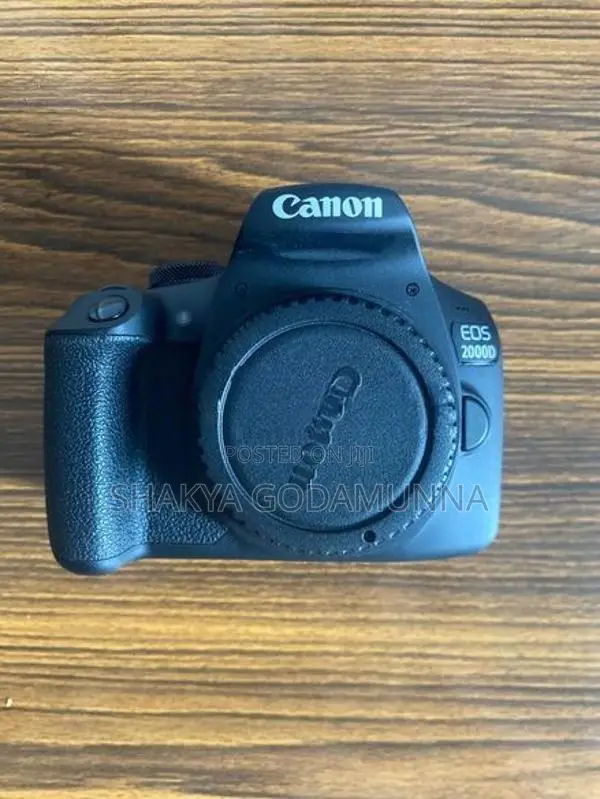 CANON EOS 2000D Full Set