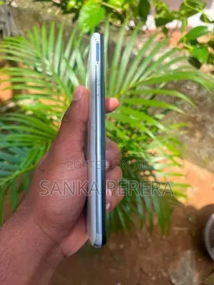 Samsung Galaxy A30 White (Used)