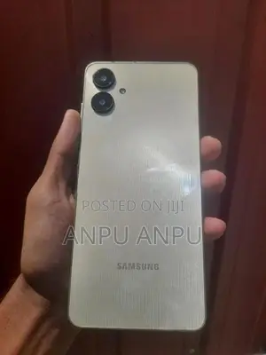 Samsung Galaxy A06 (Used)