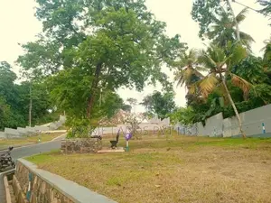 Lands For Sale In Karapitiya